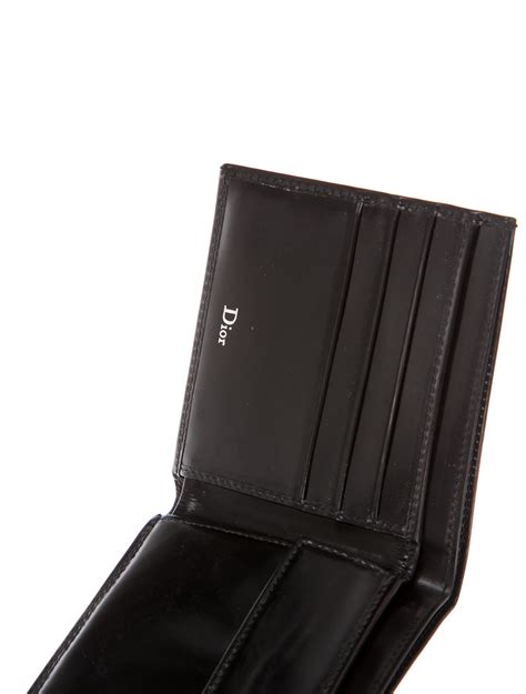 dior homme wallet review|christian Dior men's wallet prices.